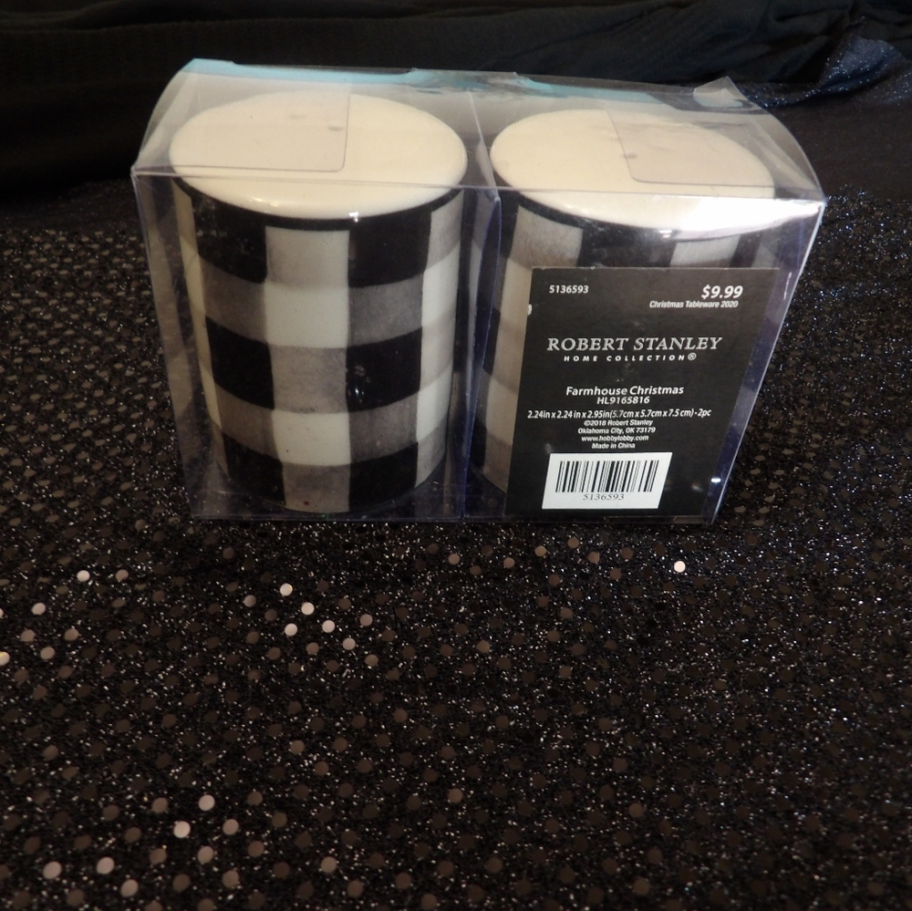 Salt and pepper shakers